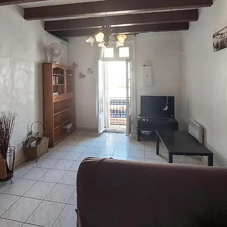 Lovely In Apartment